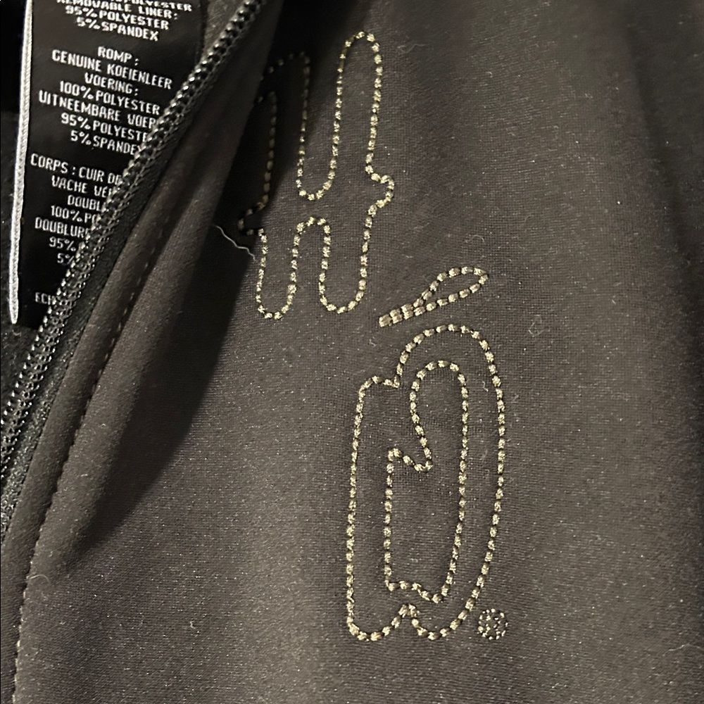 Harley-Davidson Black Zip-Up Hoodie with Tan Drawstrings - Picture 3 of 5